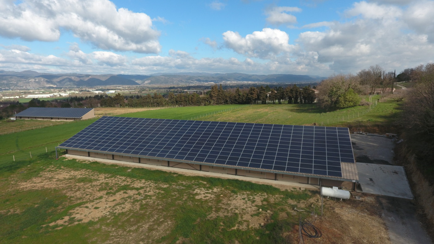 Hangar photovoltaïque